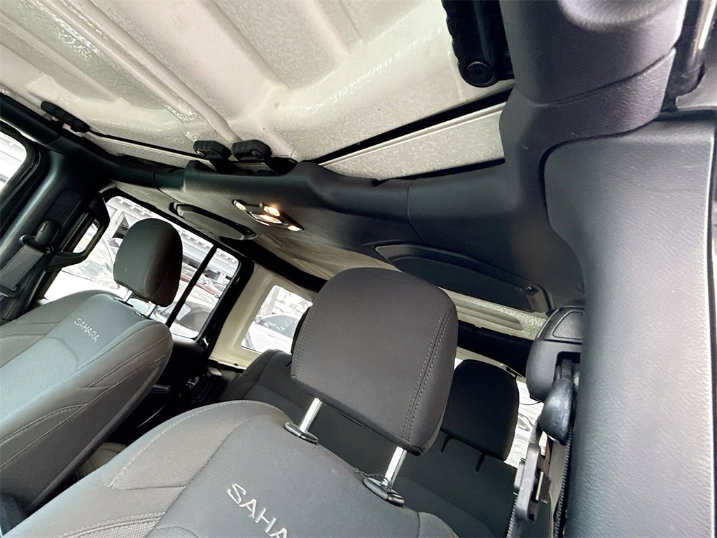 Used 2021 Jeep Wrangler Unlimited Sahara image 19