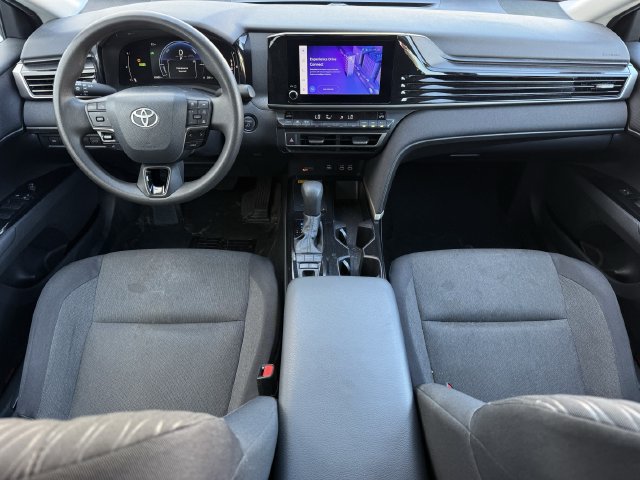 Used 2025 Toyota Camry LE FWD image 11