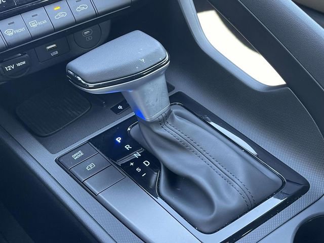 Certified 2025 Hyundai Elantra Sport image 30