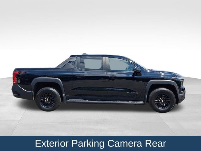 Used 2024 Chevrolet Silverado EV W/T AWD/4WD image 9