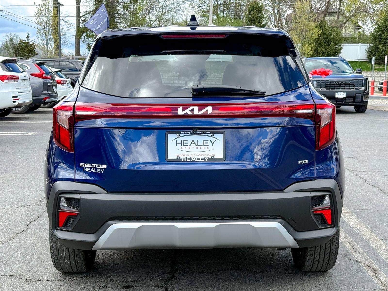 Certified 2025 Kia Seltos LX AWD/4WD image 7