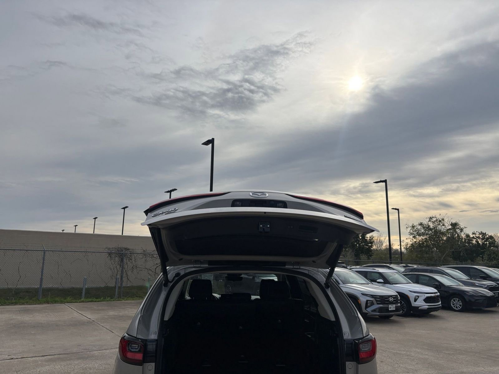 Used 2025 MAZDA CX-90 3.3 Turbo w/ Preferred Package image 29