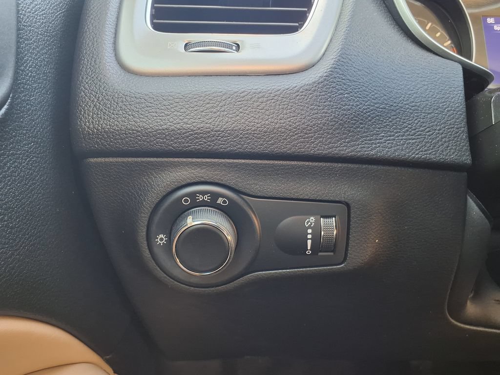 Used 2019 Jeep Compass Sport FWD image 34