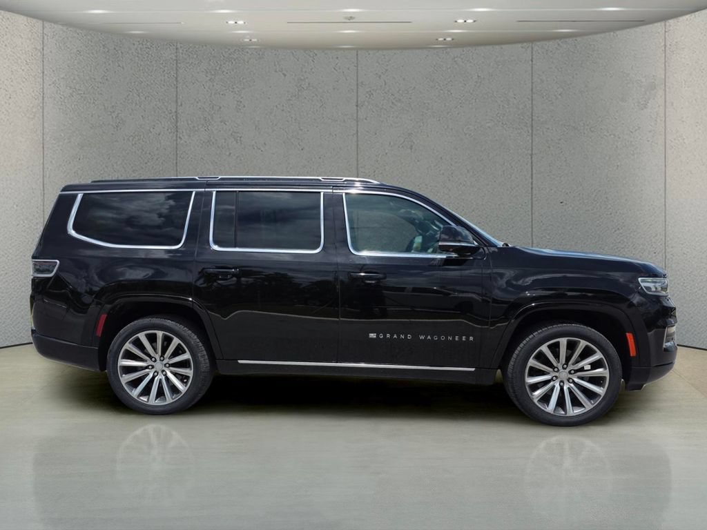 Used 2022 Jeep Grand Wagoneer Series II AWD/4WD image 2
