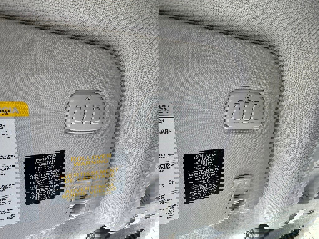 New 2025 Ford Escape SE w/ PHEV Premium Package image 13