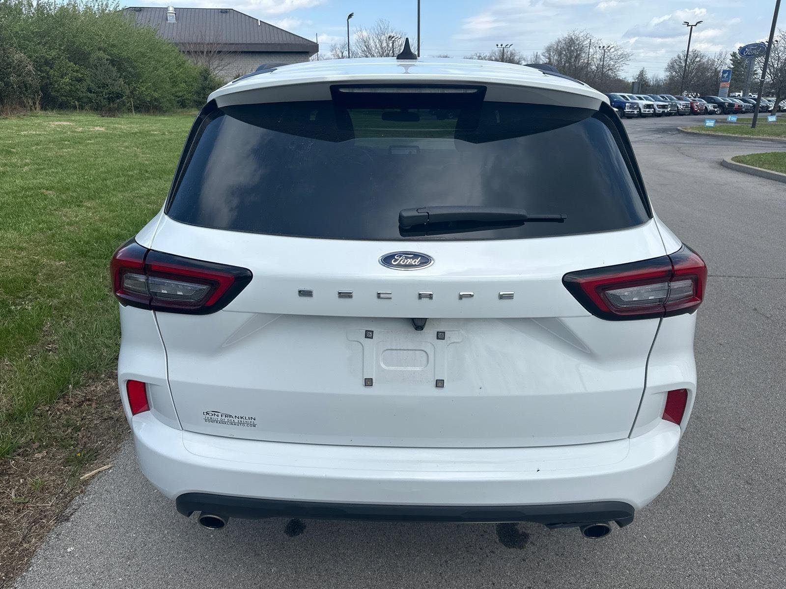 Used 2023 Ford Escape ST-Line w/ Cold Weather Package image 13