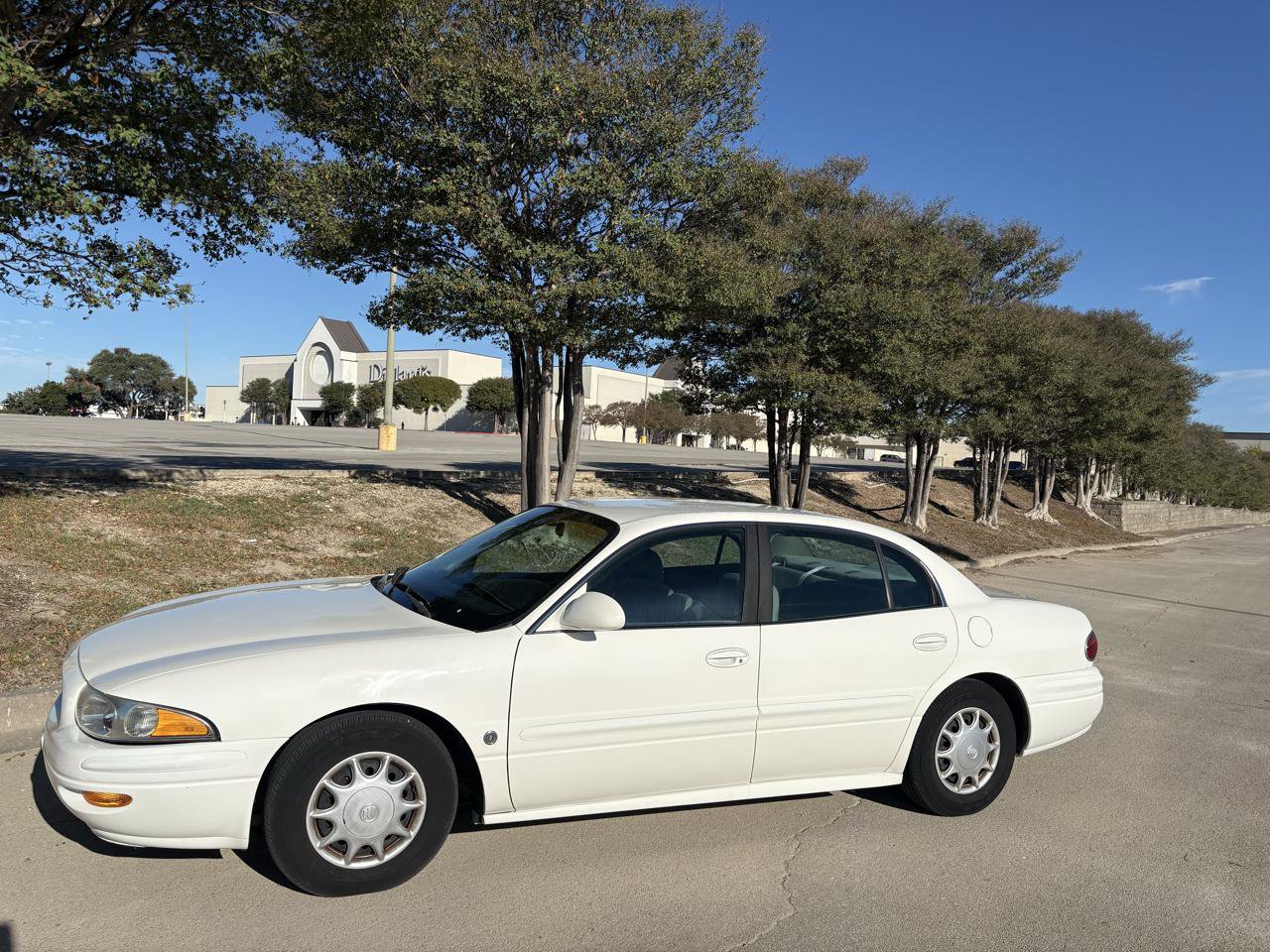 Used 2004 Buick Le Sabre Custom FWD image 4