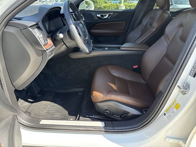 Used 2021 Volvo V60 T5 Cross Country w/ Climate Package AWD/4WD image 17