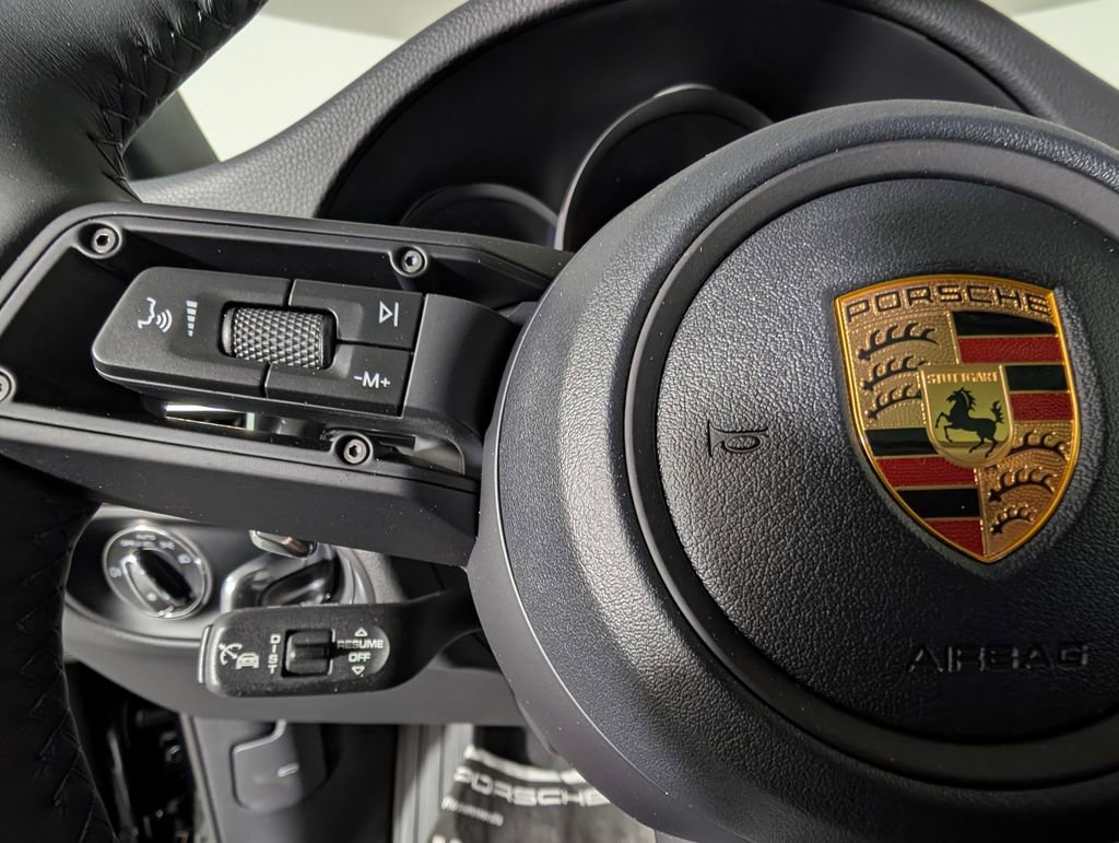 New 2026 Porsche Macan image 31