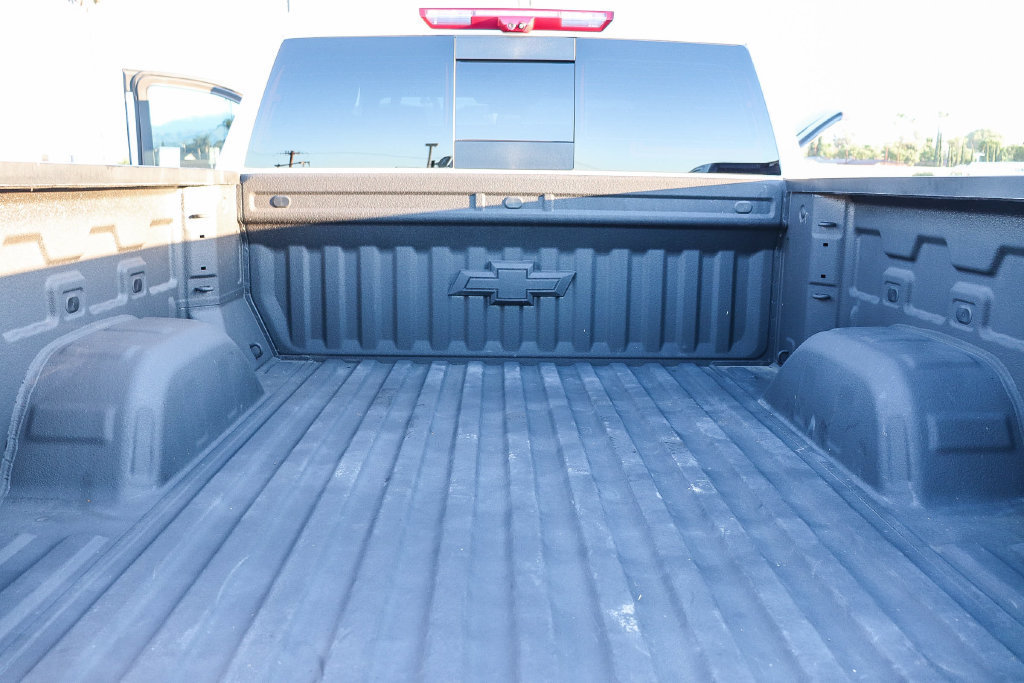 Used 2026 Chevrolet Silverado 1500 ZR2 w/ Dark Appearance Package AWD/4WD image 27