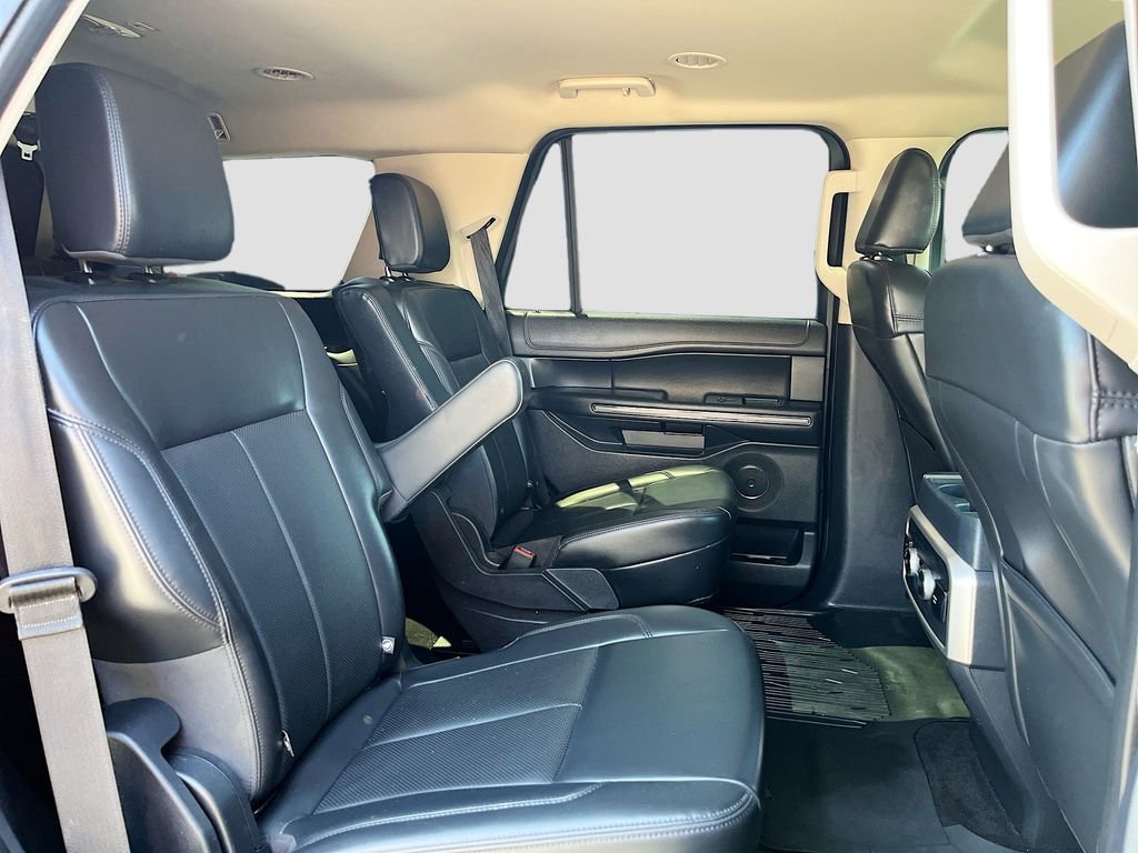 Used 2022 Ford Expedition XLT RWD image 28