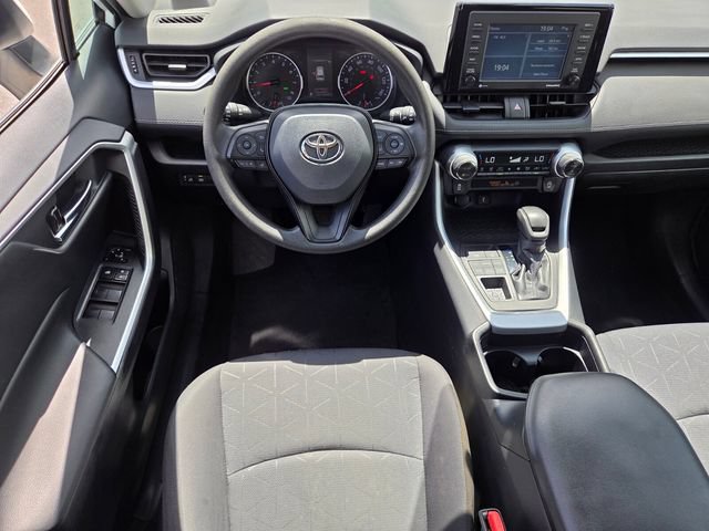 Used 2021 Toyota RAV4 XLE AWD/4WD image 11