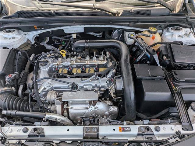 Used 2022 Chevrolet Malibu LT FWD image 21