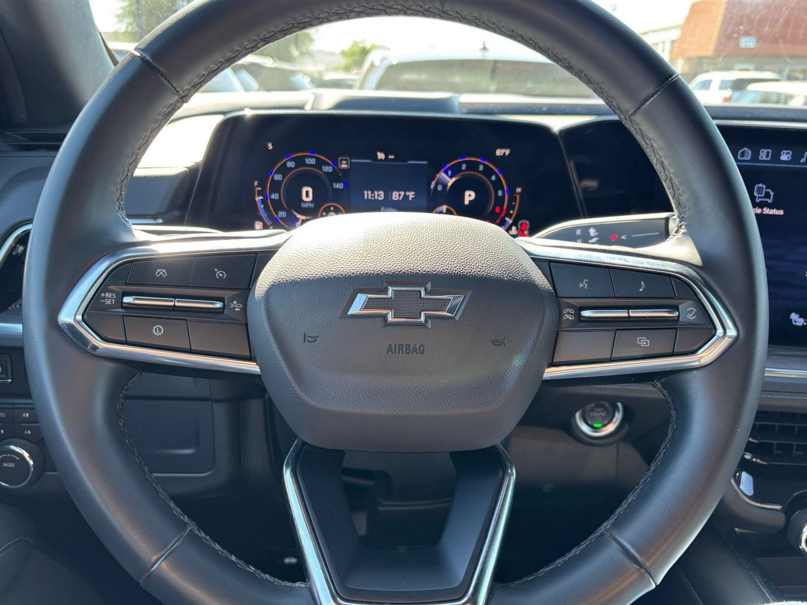 Used 2025 Chevrolet Tahoe Z71 AWD/4WD image 30