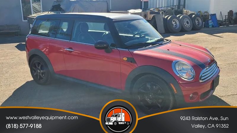 Used 2009 MINI Cooper Clubman Hardtop FWD image 3