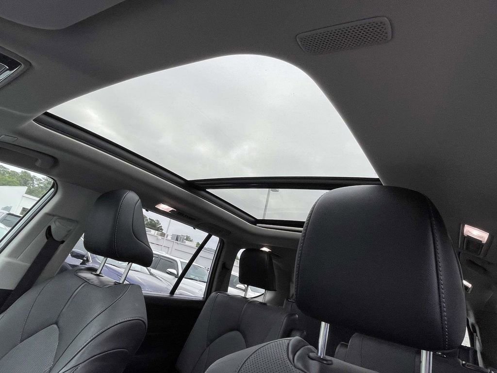 Used 2024 Toyota Grand Highlander AWD image 27