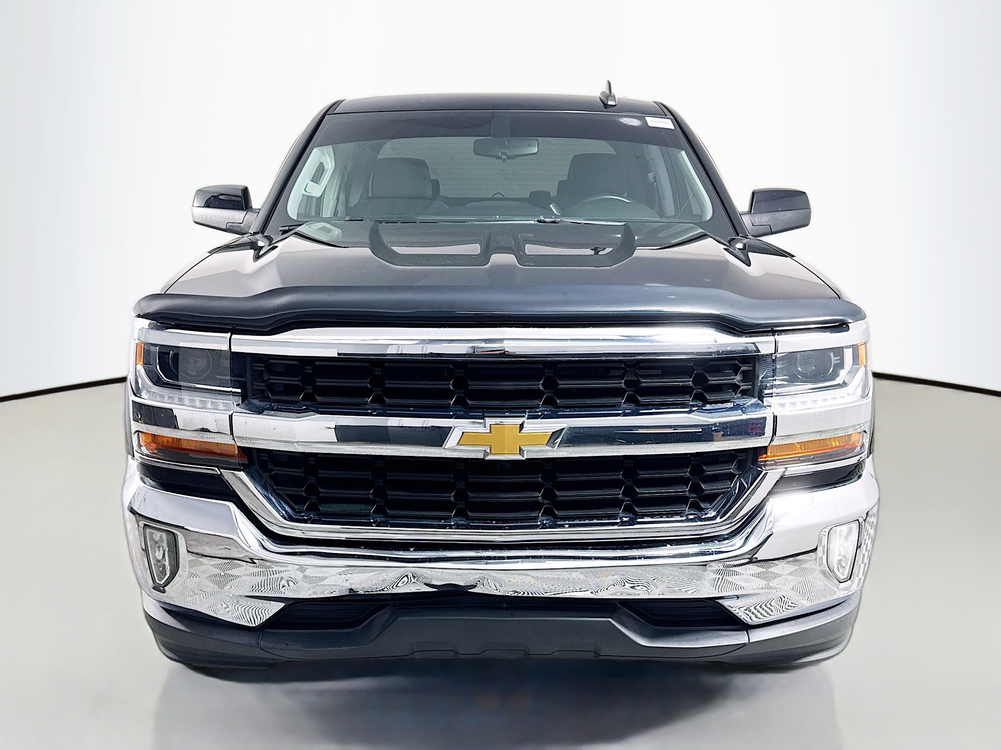 Used 2018 Chevrolet Silverado 1500 LT w/ Texas Edition RWD image 2