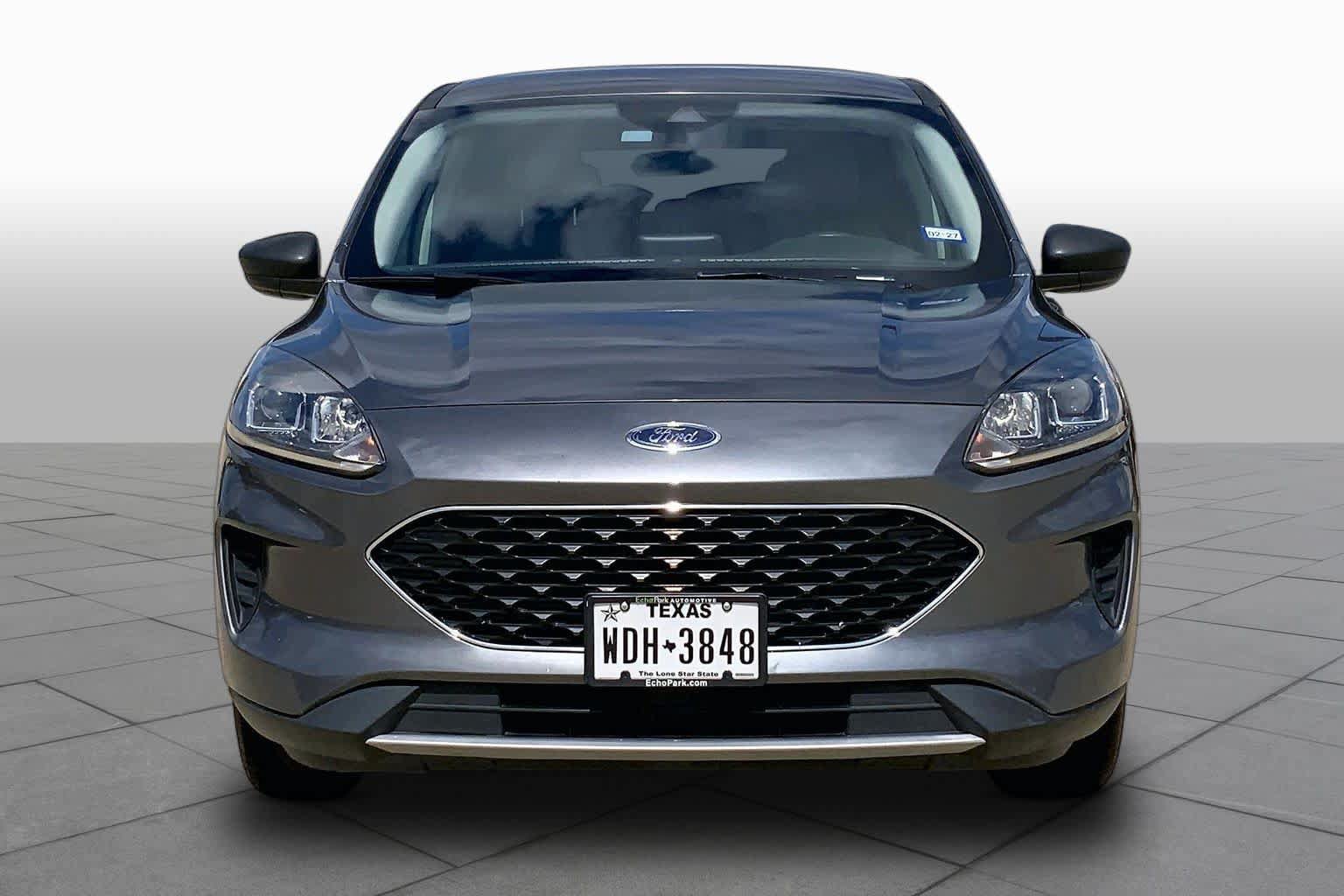 Used 2022 Ford Escape SE FWD image 3
