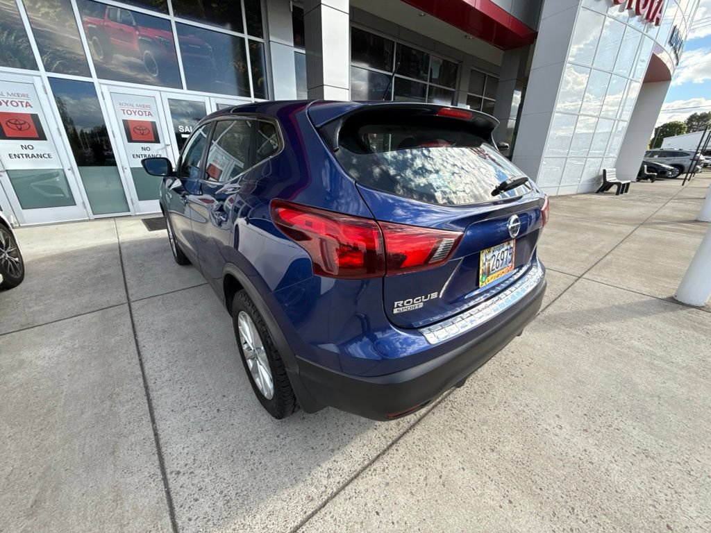 Used 2019 Nissan Rogue Sport S w/ Appearance Package FWD image 7