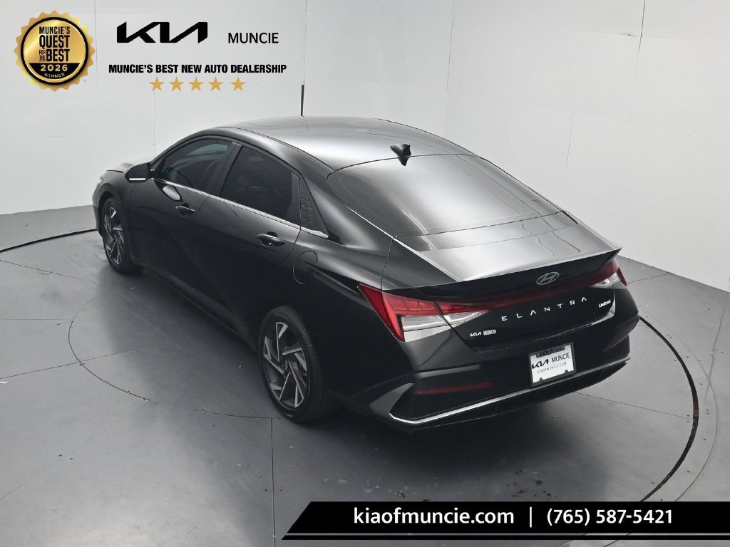 Used 2025 Hyundai Elantra Limited w/ Cargo Package FWD image 50