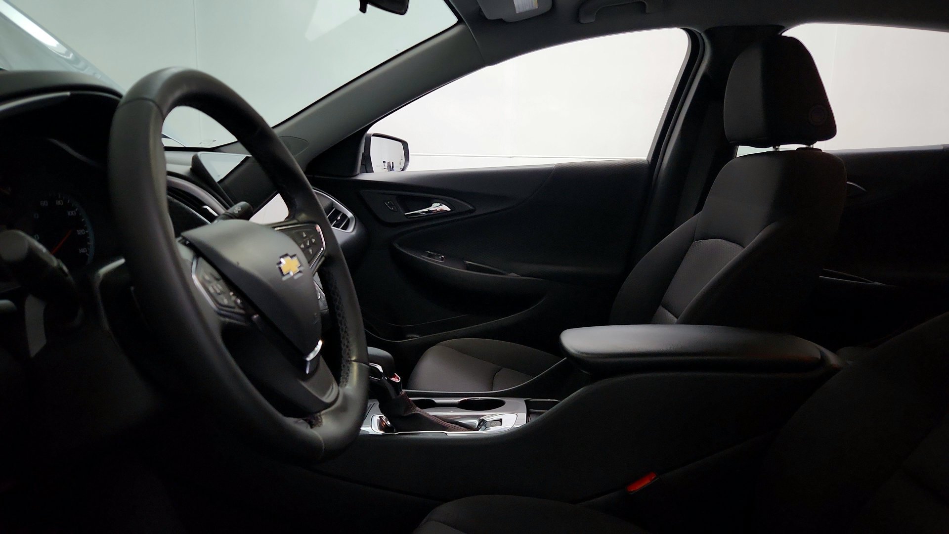 Used 2023 Chevrolet Malibu RS FWD image 17