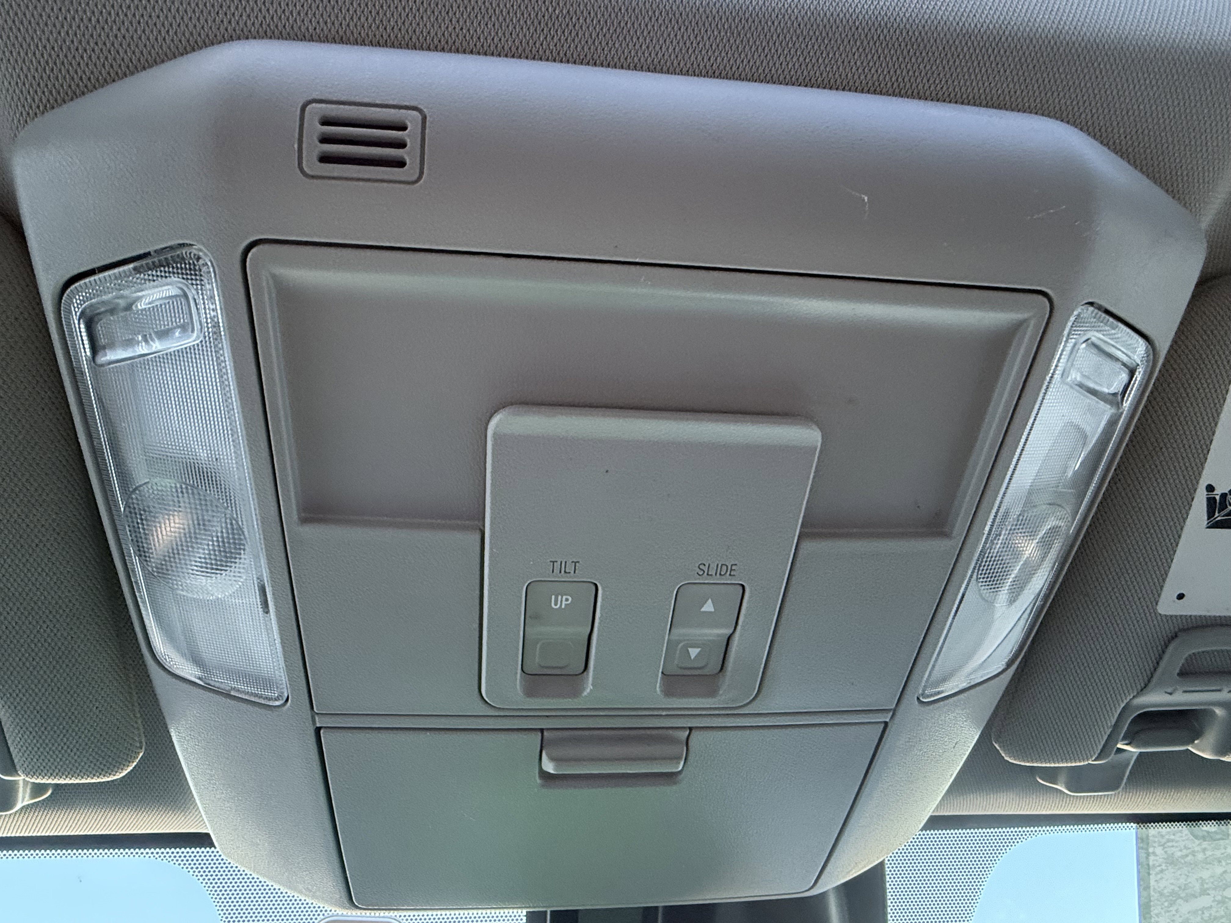 Certified 2019 Toyota Tundra Platinum image 34