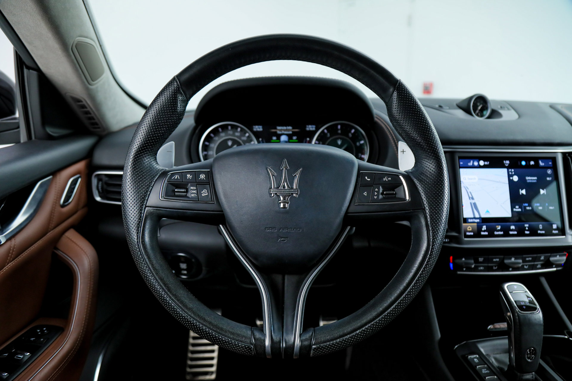 Certified 2022 Maserati Levante Modena image 16