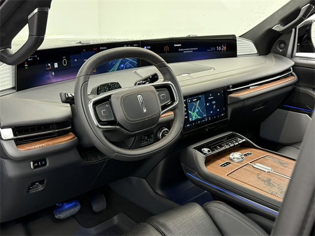 New 2025 Lincoln Navigator Black Label image 44