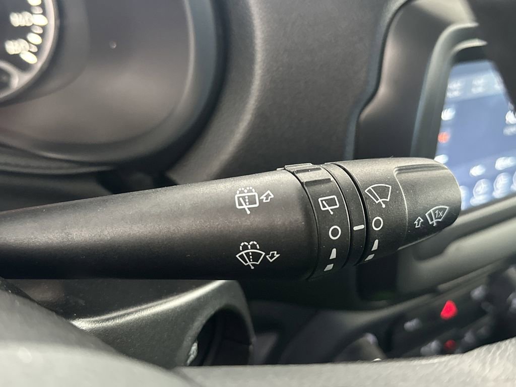 Used 2020 Jeep Renegade Sport w/ Sport Appearance Group image 22