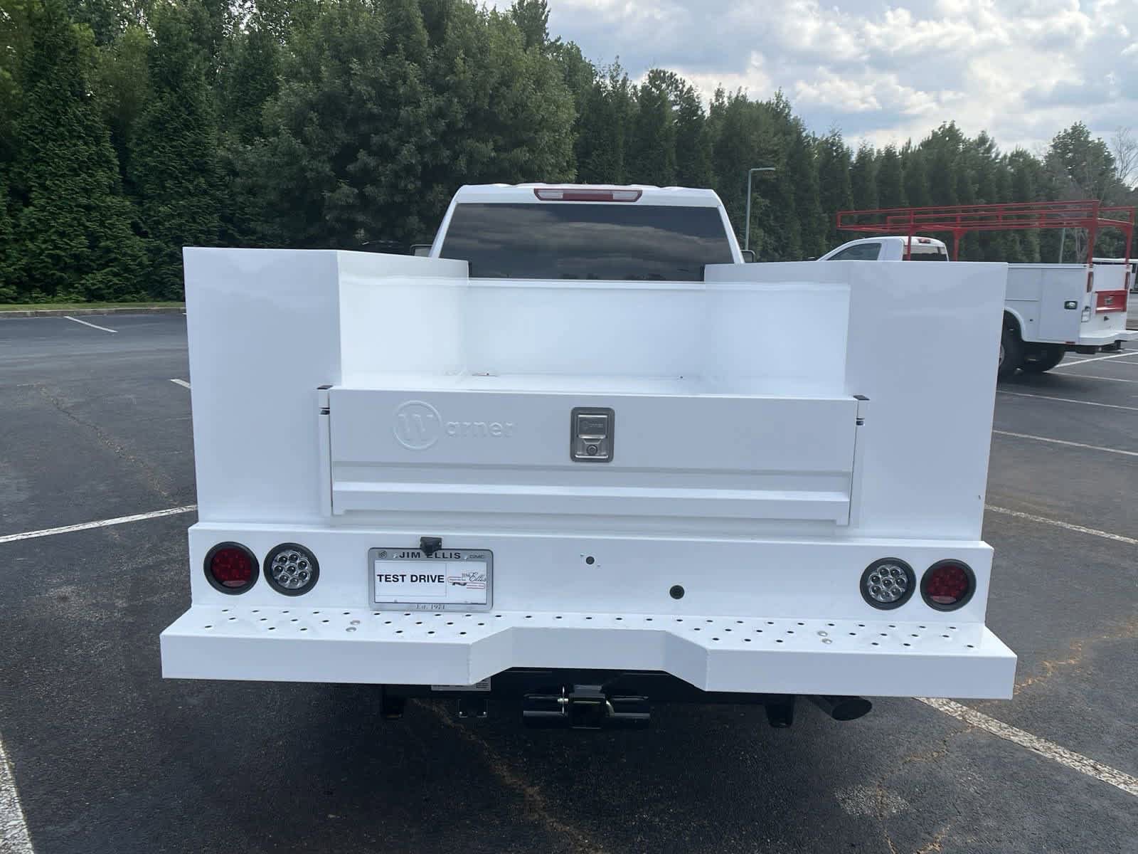 New 2024 GMC Sierra 2500 Pro w/ Convenience Package image 12