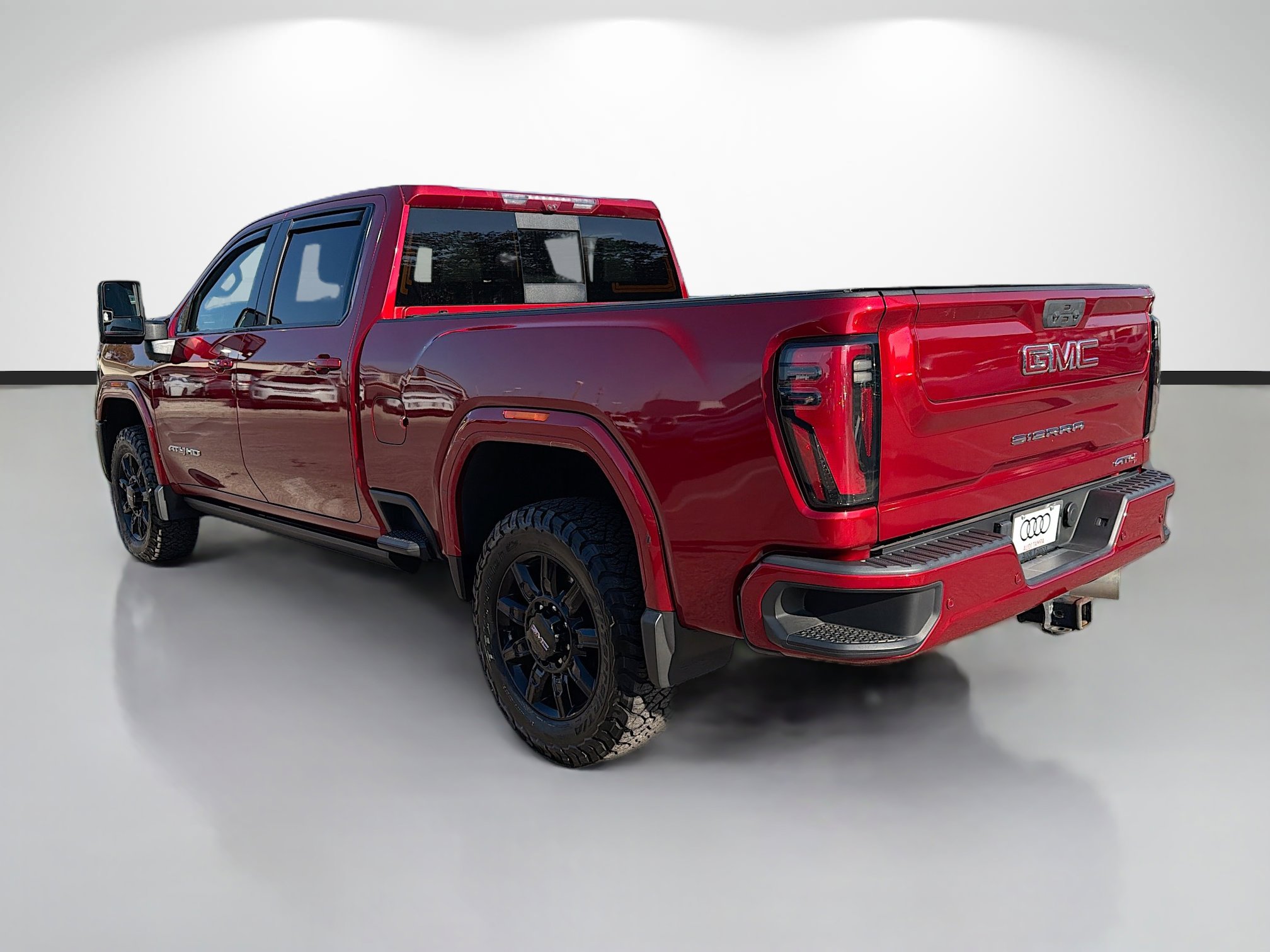 Used 2024 GMC Sierra 2500 AT4 w/ AT4 Premium Plus Package image 5