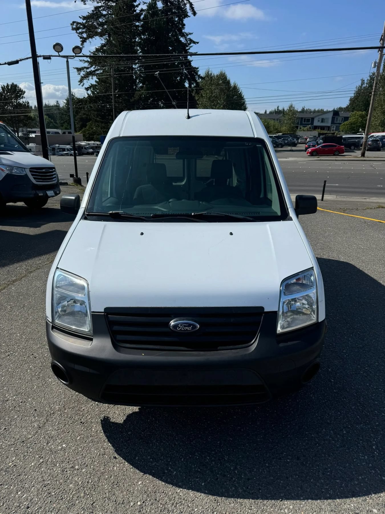 Used 2010 Ford Transit Connect XLT FWD image 3
