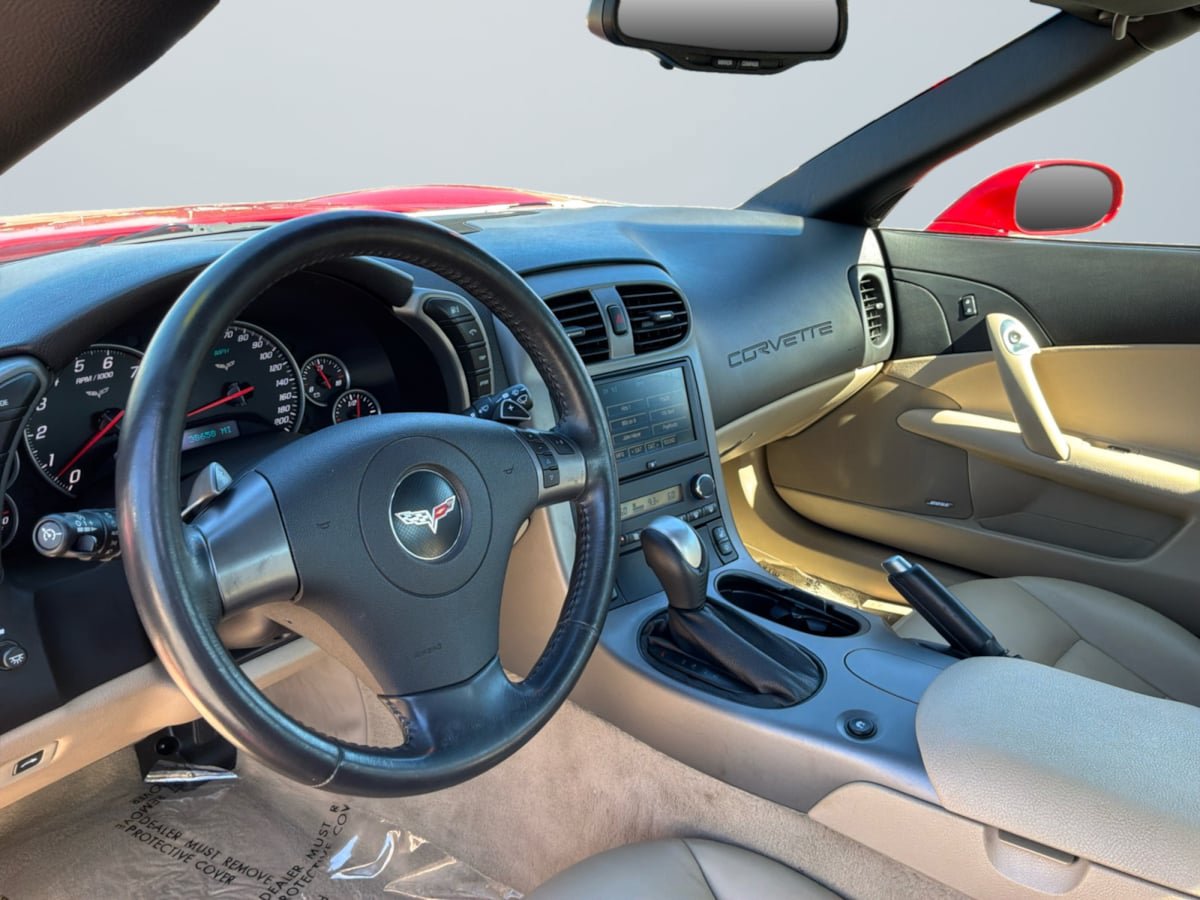 Used 2007 Chevrolet Corvette Coupe w/ Preferred Equipment Group RWD image 10