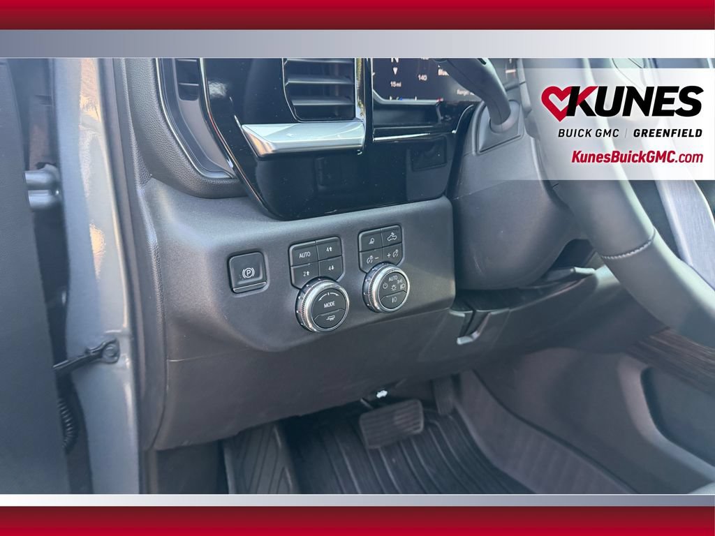 New 2026 GMC Sierra 1500 Elevation w/ Elevation Premium Package AWD/4WD image 17