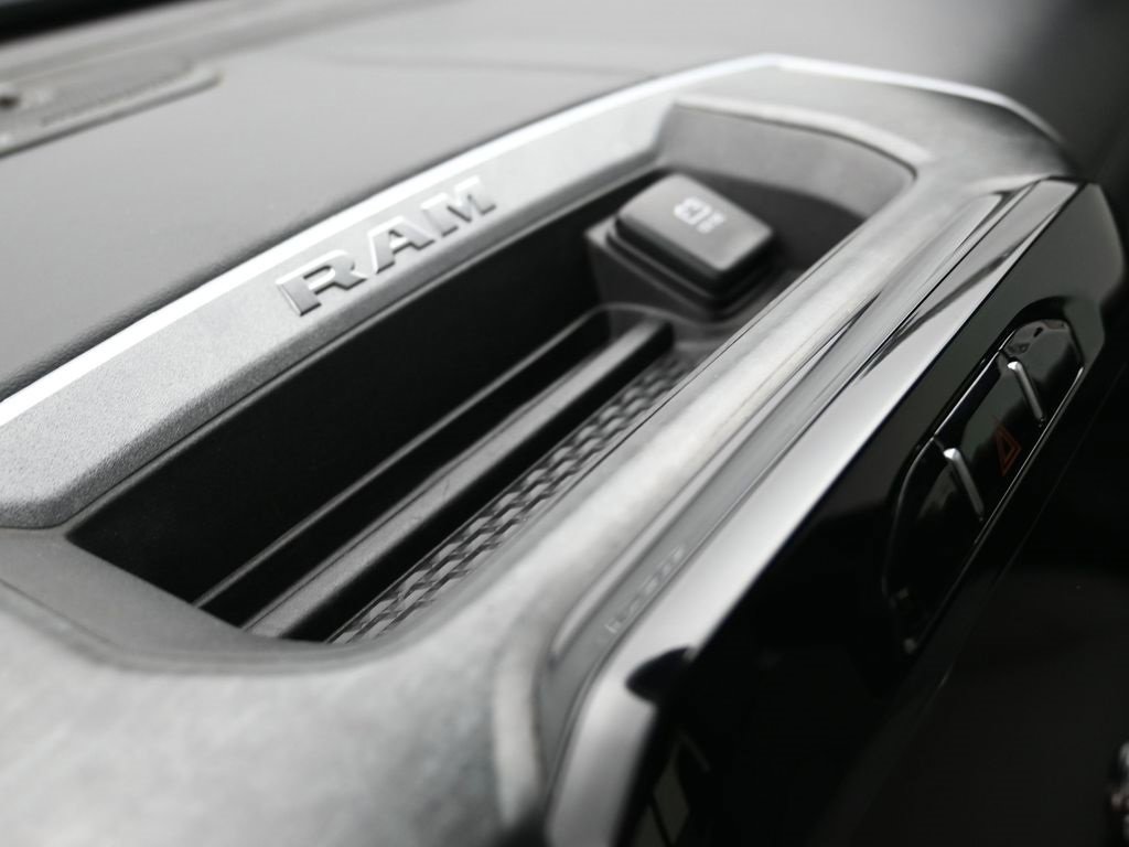 Used 2021 RAM 1500 Big Horn image 15