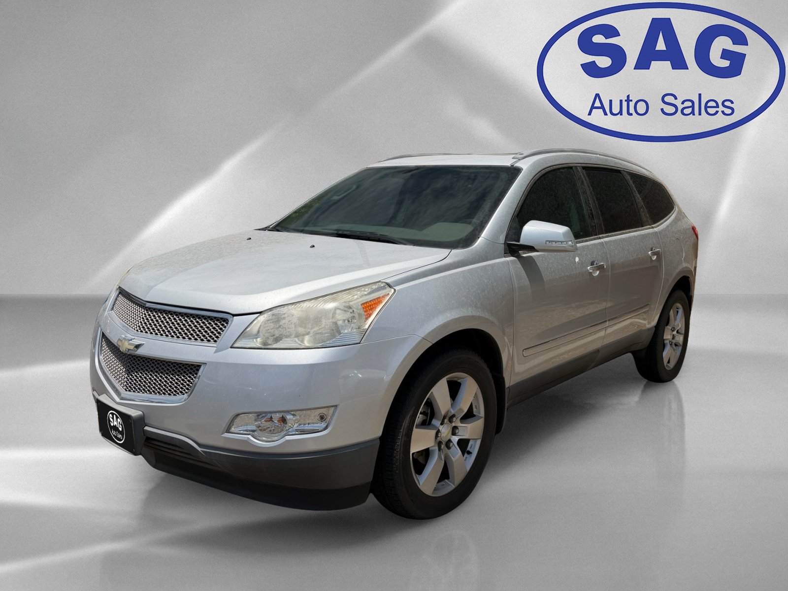 Used 2010 Chevrolet Traverse LTZ FWD image 5
