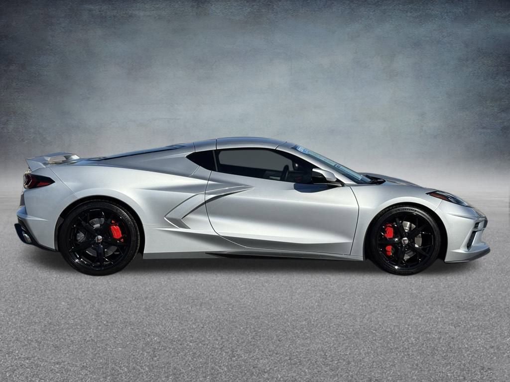 Used 2020 Chevrolet Corvette Stingray Premium Cpe w/ 3LT Preferred Equipment Group image 3