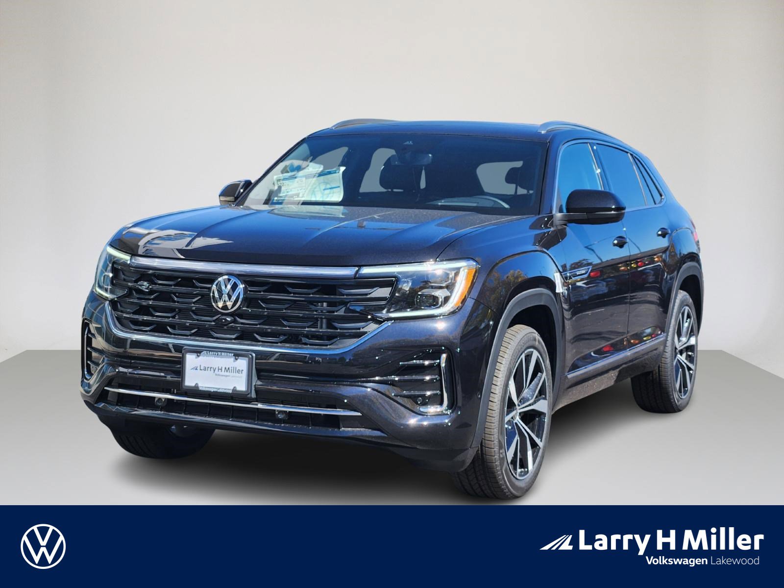 New 2026 Volkswagen Atlas Cross Sport SEL Premium R-Line video 1