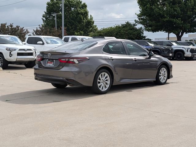 Used 2023 Toyota Camry LE FWD image 6