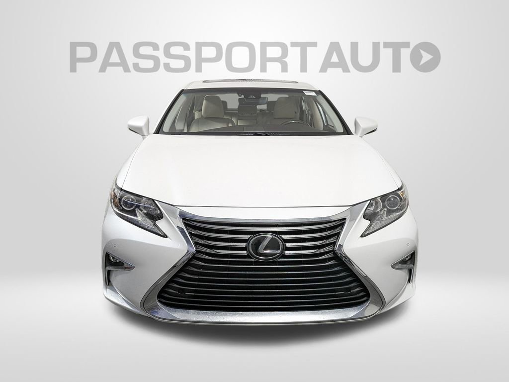 Used 2017 Lexus ES 350 w/ Premium Package image 9