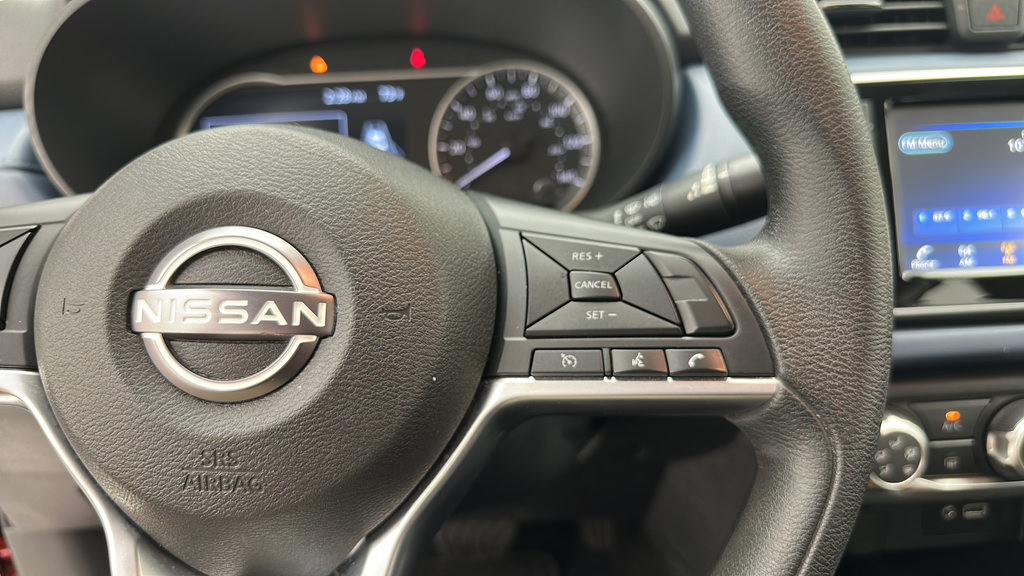Used 2025 Nissan Versa SV FWD image 18