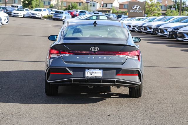 New 2026 Hyundai Elantra Sport FWD image 4