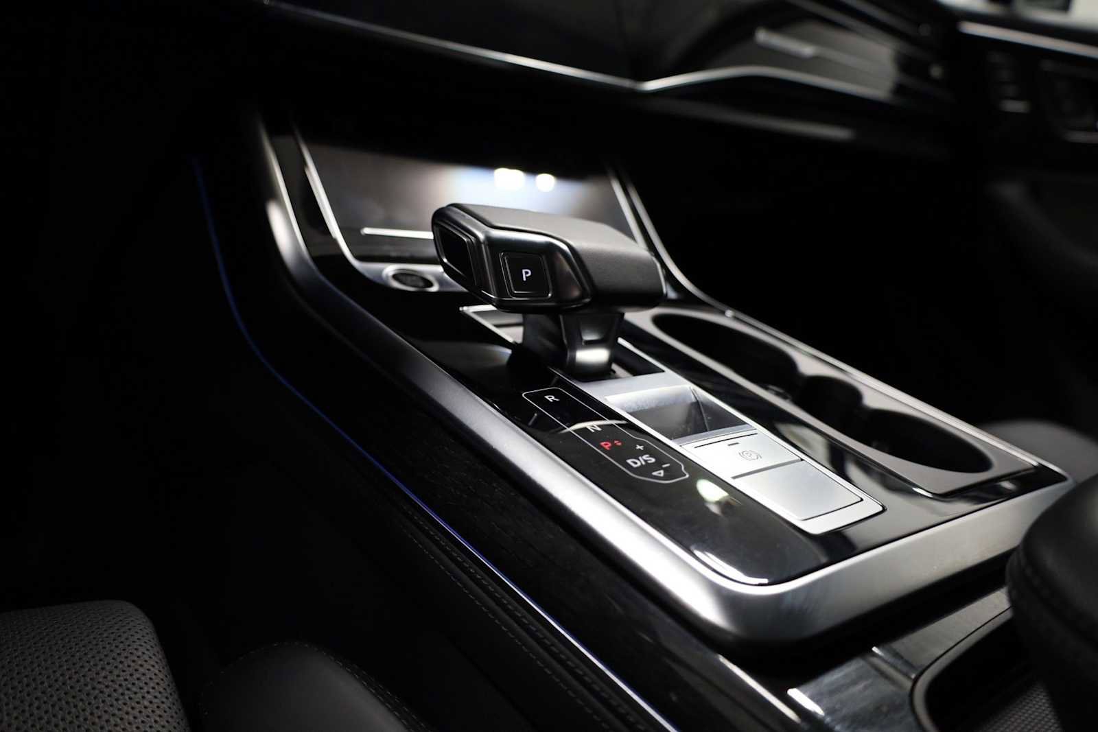 Used 2021 Audi Q7 3.0T Prestige w/ Prestige Package AWD/4WD image 27