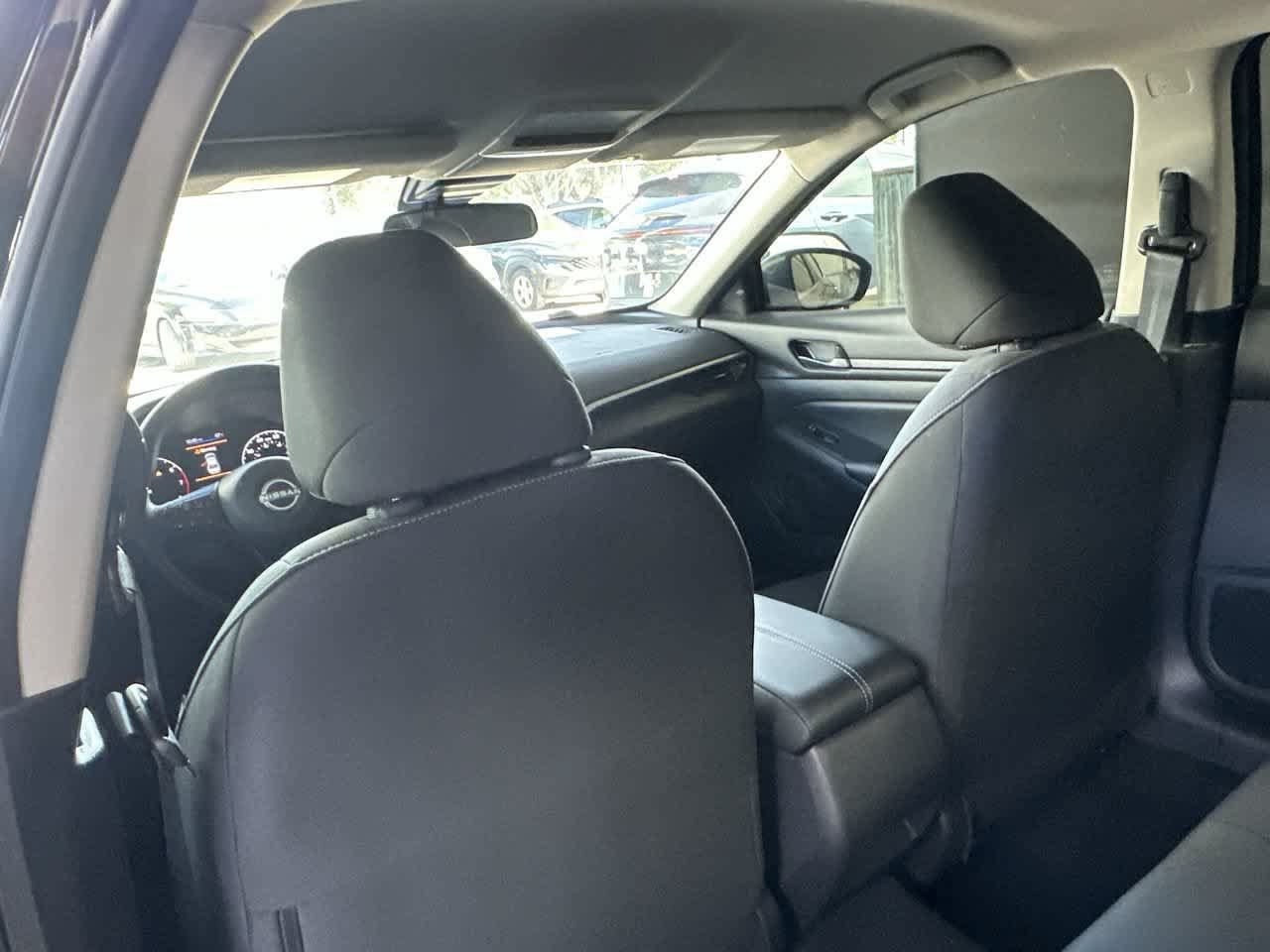 Used 2025 Nissan Altima 2.5 S FWD image 23