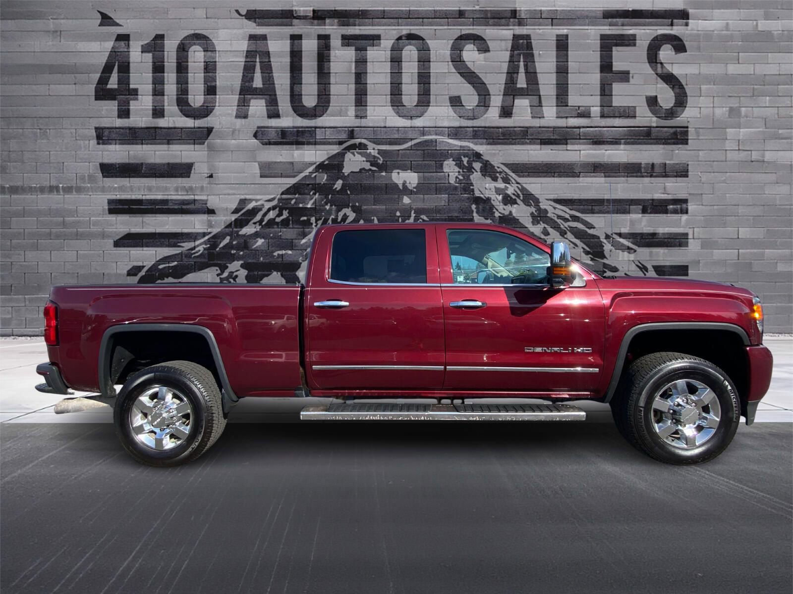 Used 2016 GMC Sierra 3500 Denali w/ Duramax Plus Package image 2