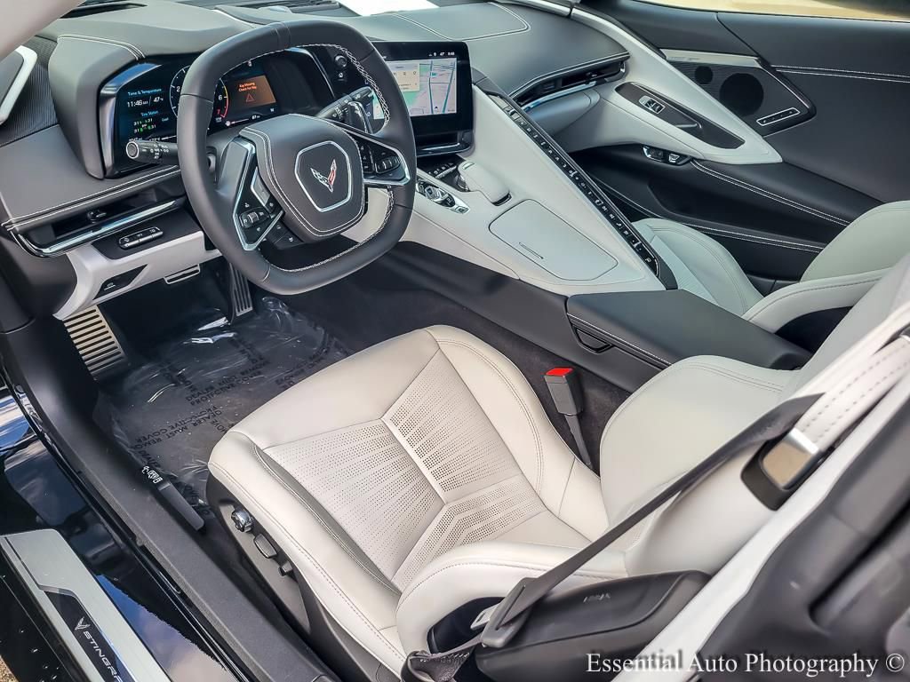 Used 2025 Chevrolet Corvette Stingray Premium Conv w/ Z51 Performance Package image 10