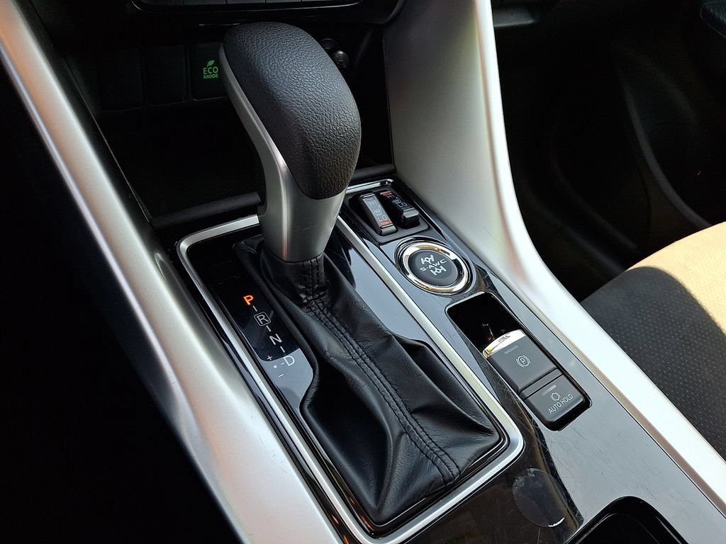 Used 2025 Mitsubishi Eclipse Cross SE AWD/4WD image 15