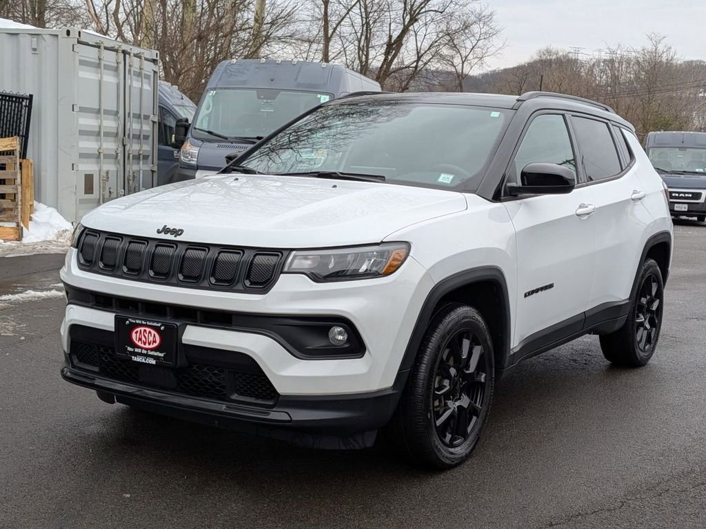 Certified 2022 Jeep Compass Altitude w/ Sun and Sound Group image 8