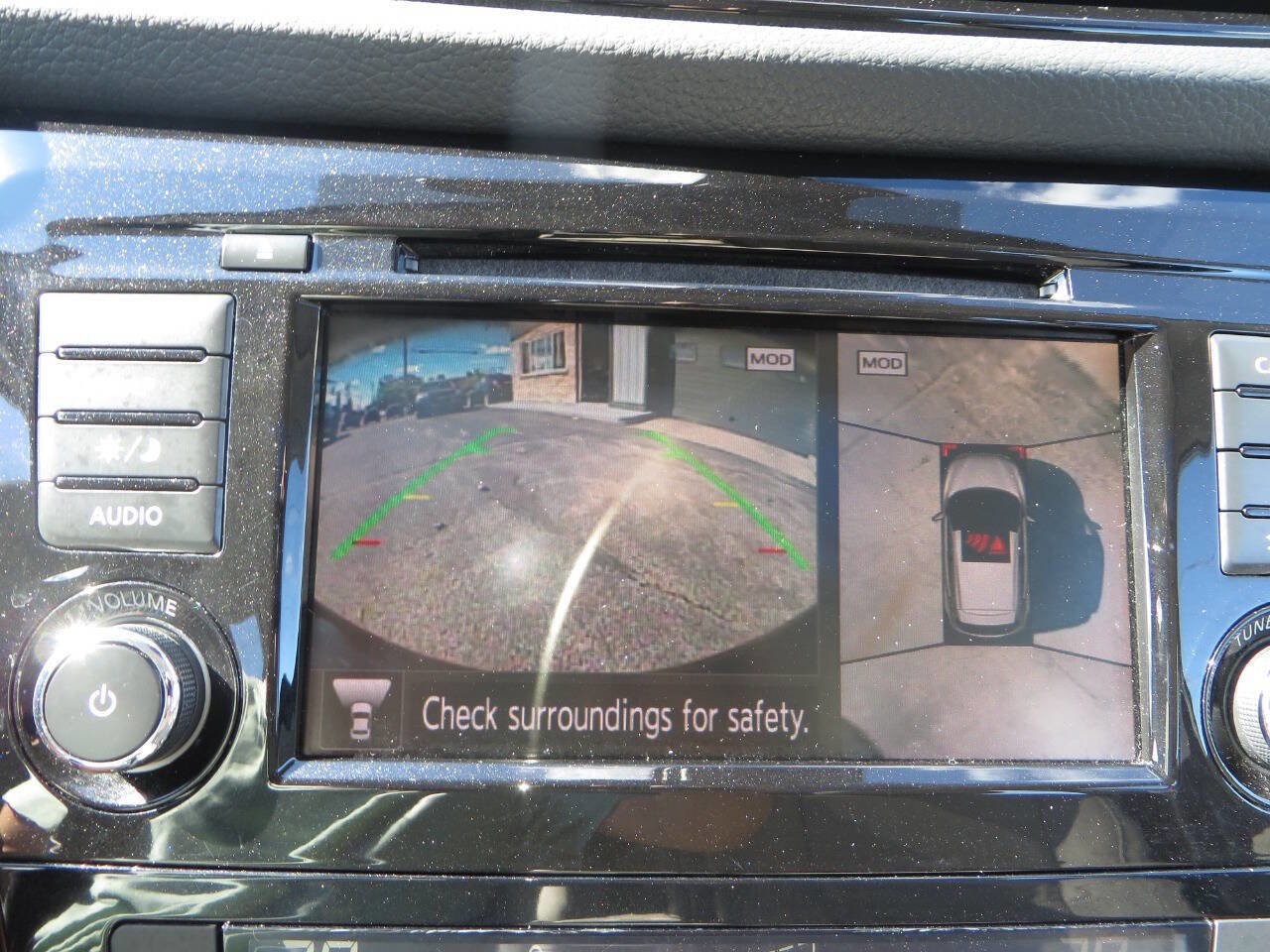 Used 2022 Nissan Rogue Sport SL w/ Premium Package image 18