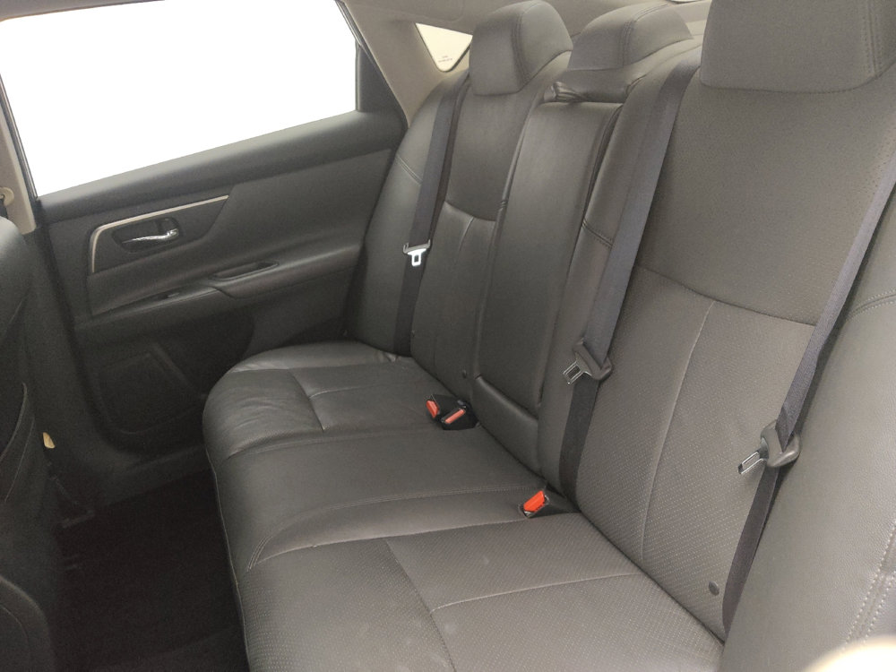 Used 2015 Nissan Altima 2.5 SV image 18
